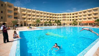 Houda Yasmine Hammamet