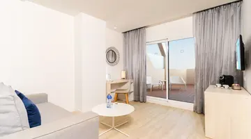 HOVIMA COSTA ADEJE (ADULTS ONLY 16+)
