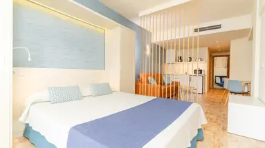 Hovima La Pinta Beachfront Family Hotel