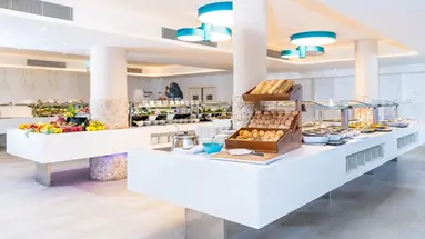Hovima La Pinta Beachfront Family Hotel
