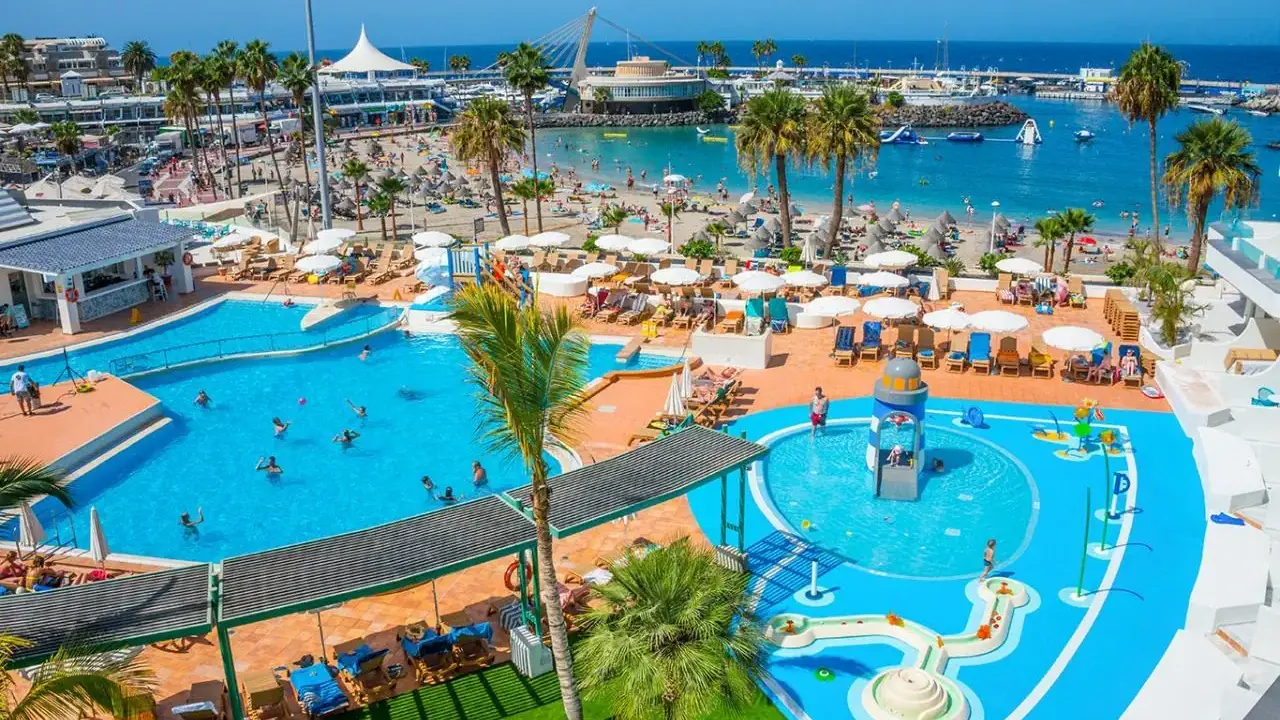 HOVIMA La Pinta Beachfront Family Hotel