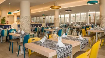 Hovima La Pinta Beachfront Family Hotel