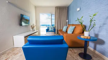 Hovima La Pinta Beachfront Family Hotel