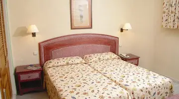 HOVIMA La Pinta Beachfront Family Hotel
