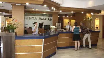 Hovima Santa Maria