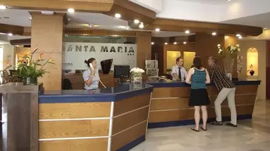 Hovima Santa Maria