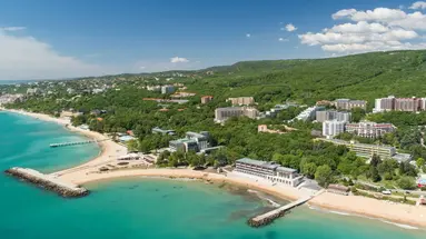 Hrabia Drakula Na Wakacjach - Dla Wygodnych 3*