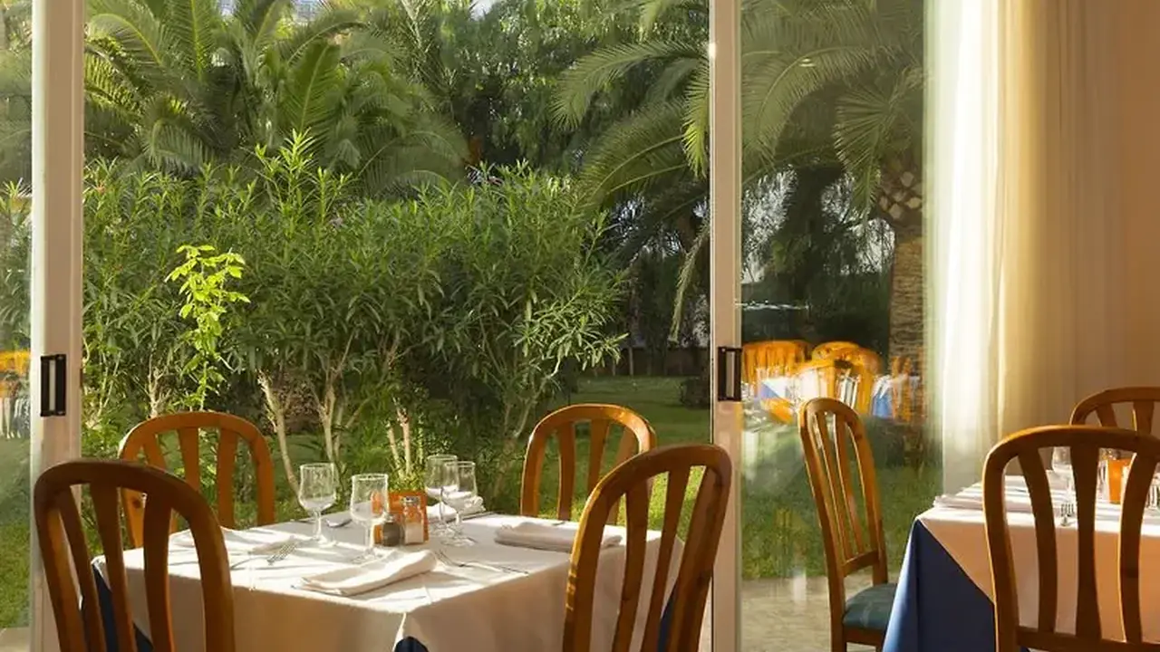 HSM Reina Del Mar Hotel