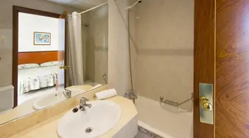 HSM Reina Del Mar Hotel