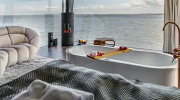 HT Houseboats
