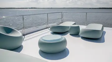 HT Houseboats