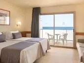 HTop Pineda Palace (adults only +18)