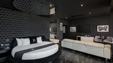 Hugo s Boutique  Hotel