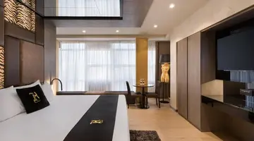 Hugo's Boutique  Hotel