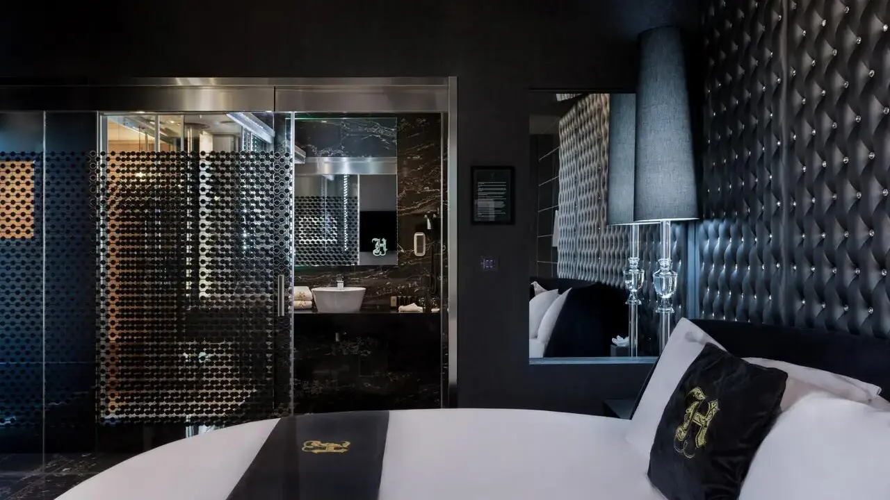 Hugo s Boutique  Hotel