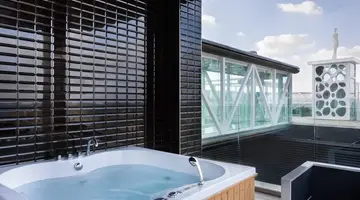 Hugo's Boutique  Hotel