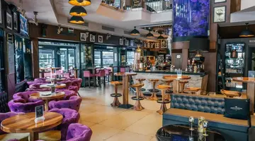 Hugo s Boutique  Hotel