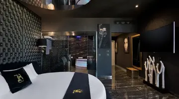 Hugos Boutique Hotel - Adults Only