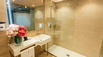 Hugos Boutique Hotel - Adults Only