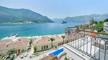 Huma Kotor Bay Hotel and Villas