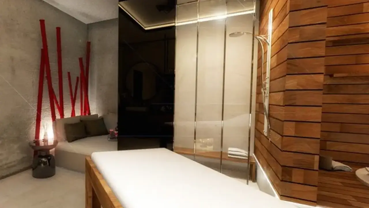 HUMA KOTOR BAY HOTEL & VILLAS