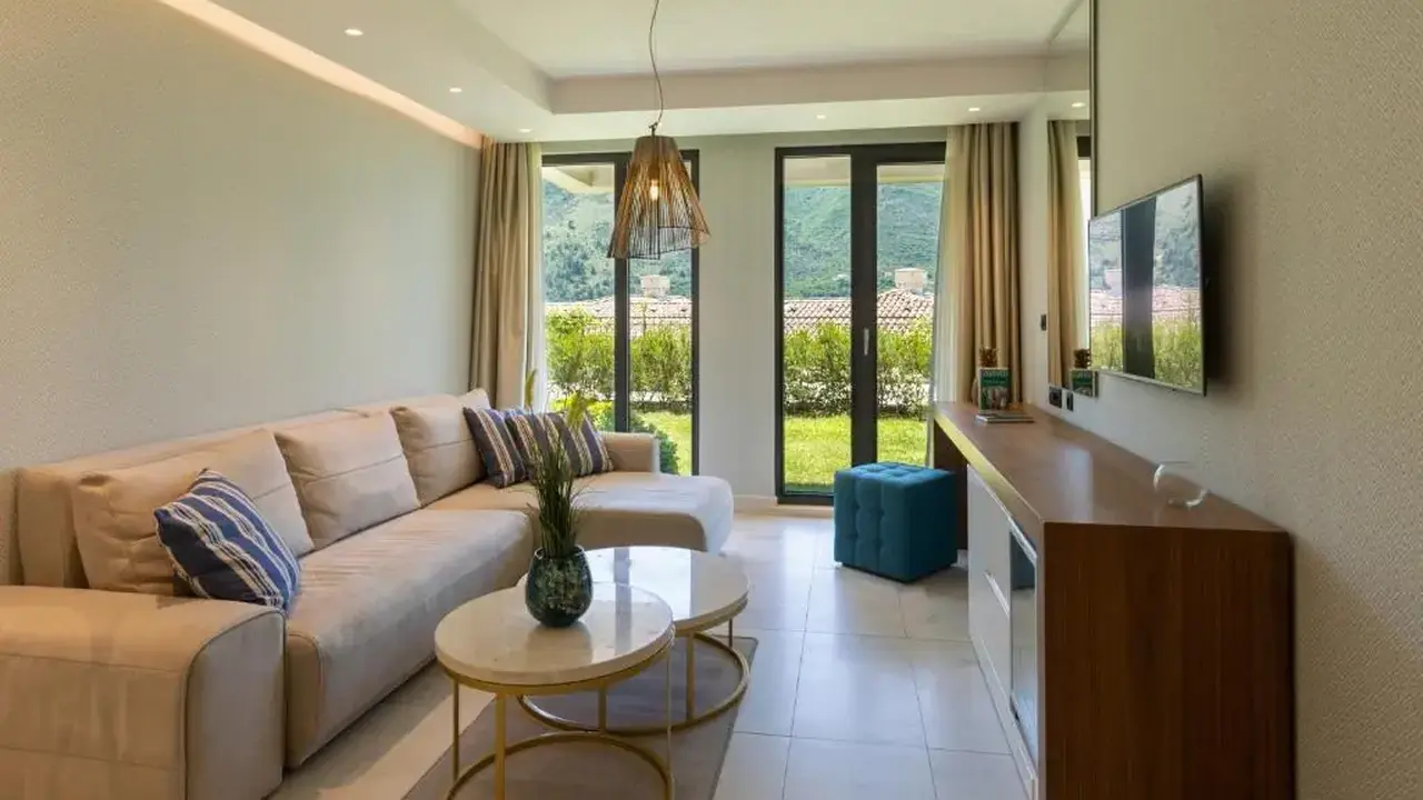 HUMA KOTOR BAY HOTEL & VILLAS