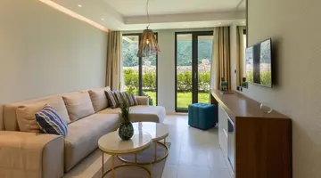 HUMA KOTOR BAY HOTEL & VILLAS