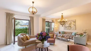 HUMA KOTOR BAY HOTEL & VILLAS