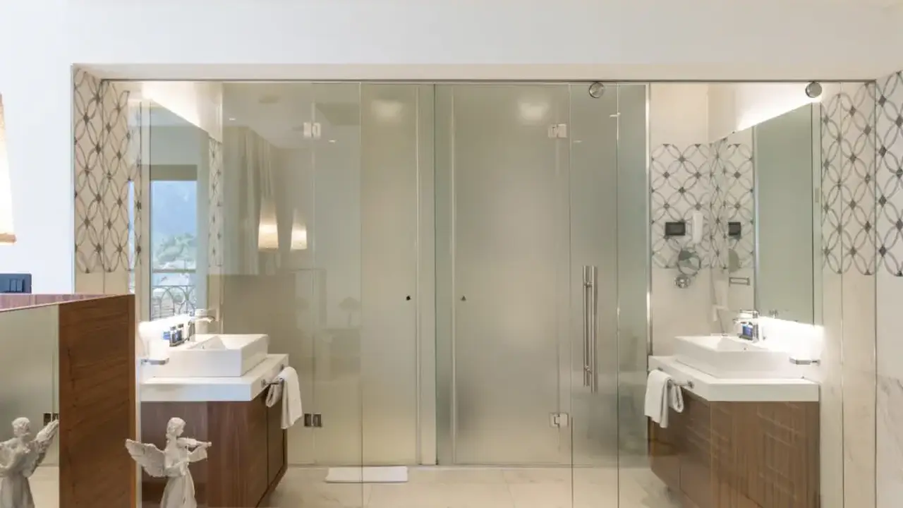 HUMA KOTOR BAY HOTEL & VILLAS