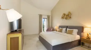 HUMA KOTOR BAY HOTEL & VILLAS