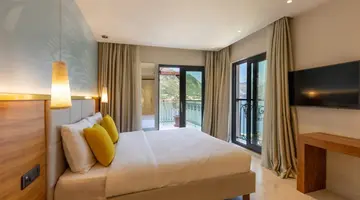 HUMA KOTOR BAY HOTEL & VILLAS