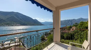 HUMA KOTOR BAY HOTEL & VILLAS