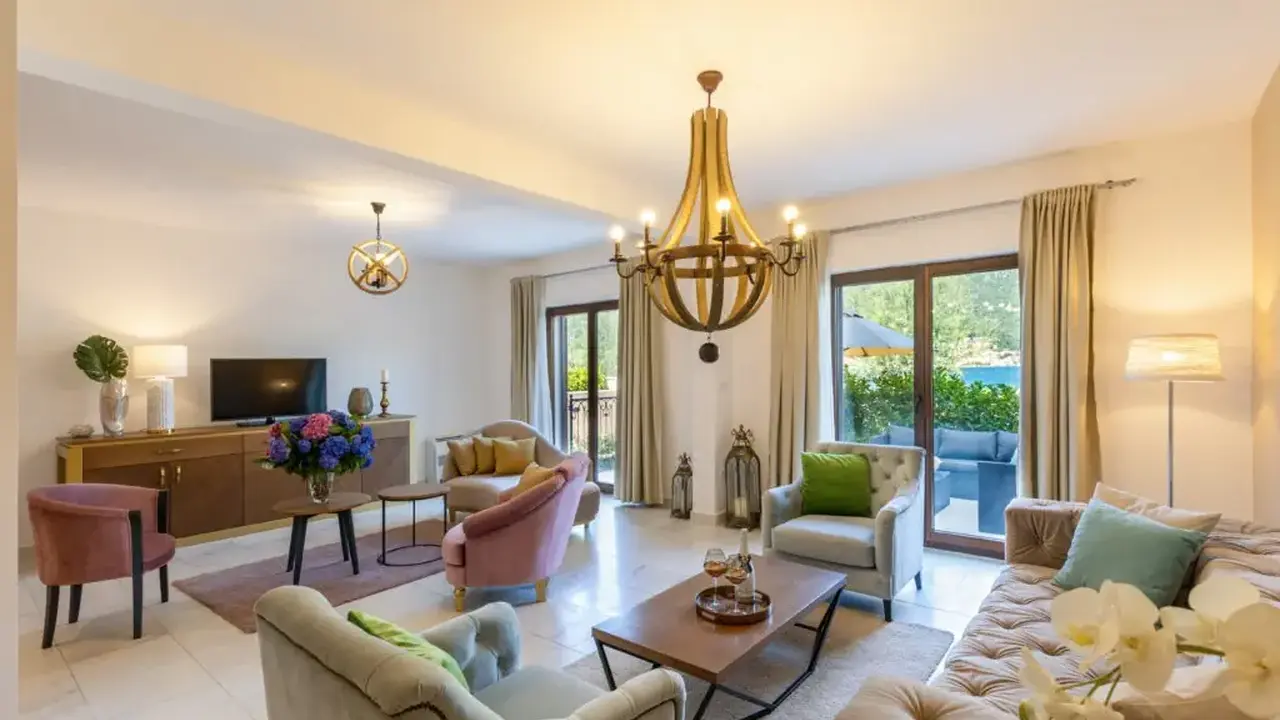 HUMA KOTOR BAY HOTEL & VILLAS