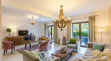 HUMA KOTOR BAY HOTEL & VILLAS