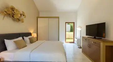 HUMA KOTOR BAY HOTEL & VILLAS