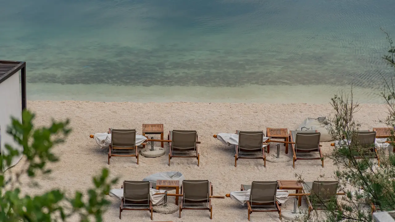 HUMA KOTOR BAY HOTEL & VILLAS
