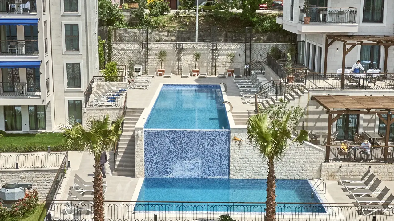 HUMA KOTOR BAY HOTEL & VILLAS