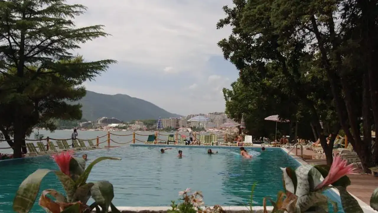 HUNGUEST HOTEL SUN RESORT