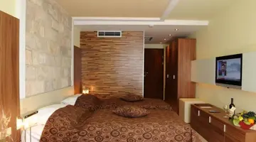 HUNGUEST HOTEL SUN RESORT