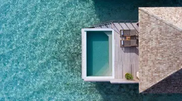 Hurawalhi Island Resort Maldives 5