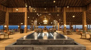 Hurawalhi Island Resort
