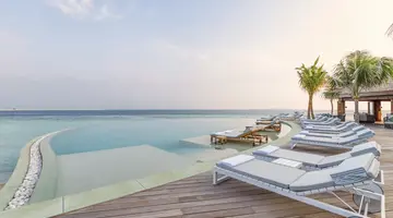 HURAWALHI ISLAND RESORT