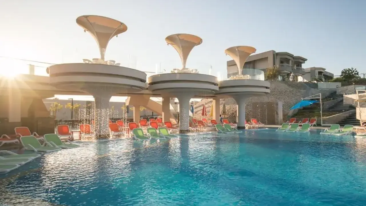 HURGHADA LONG BEACH RESORT
