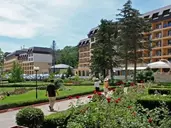 HVD Riviera Beach Hotel