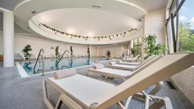 HVD Riviera Beach Hotel