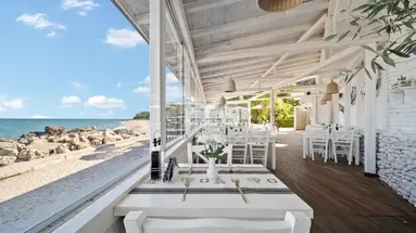 HVD Riviera Beach Hotel