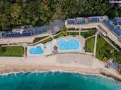 HVD Riviera Beach Hotel