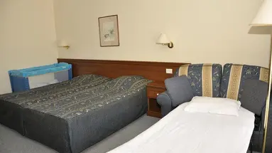 HVD Riviera Beach Hotel