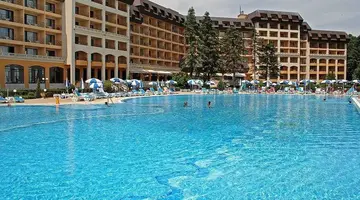 HVD Riviera Beach Hotel