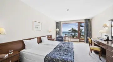 HVD Riviera Beach Hotel